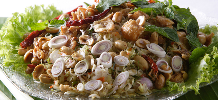 泰國美食介紹：檸檬香茅沙拉（Yam Takhrai）.jpg